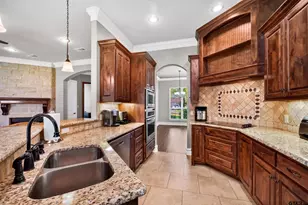 625 Bunker Dr, Tyler, TX 75703 - Photo 12