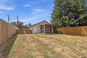412 Gibson, Winnsboro, TX 75494 - Photo 8