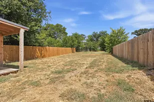 412 Gibson, Winnsboro, TX 75494 - Photo 4