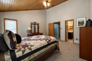 540 Post Oak St, Overton, TX 75684 - Photo 32