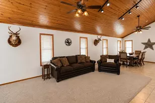 540 Post Oak St, Overton, TX 75684 - Photo 14