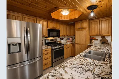 540 Post Oak St, Overton, TX 75684 - Photo 10