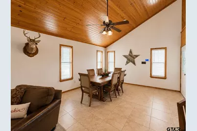 540 Post Oak St, Overton, TX 75684 - Photo 6