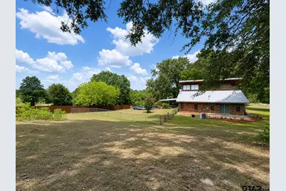 540 Post Oak St, Overton, TX 75684 - Photo 44