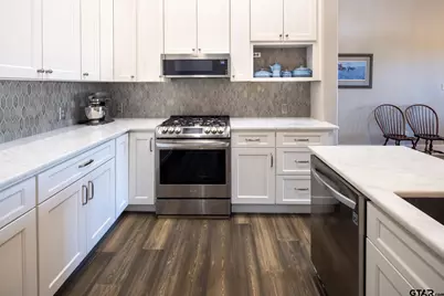 3351 Cascades Ct. Bldg. 3 Unit 322, Tyler, TX 75709 - Photo 6