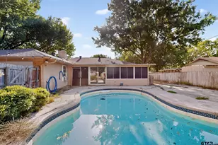 723 Terrace Dr, DeSoto, TX 75115 - Photo 42