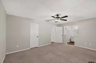 723 Terrace Dr, DeSoto, TX 75115 - Photo 20