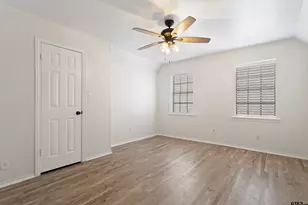 10887 Knollwood, Tyler, TX 75703 - Photo 18