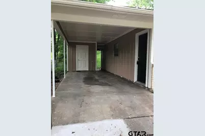 2011 Lee St, Tyler, TX 75702 - Photo 14