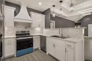 903 Bethune, Jacksonville, TX 75766 - Photo 12