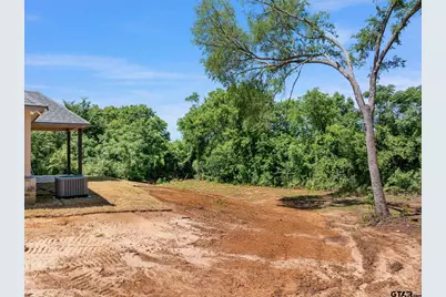 903 Bethune, Jacksonville, TX 75766 - Photo 32
