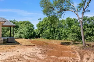 903 Bethune, Jacksonville, TX 75766 - Photo 32