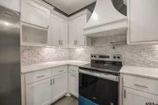 903 Bethune, Jacksonville, TX 75766 - Photo 14