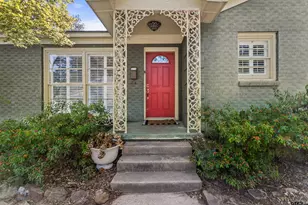1738 Sampson Dr, Tyler, TX 75701 - Photo 4