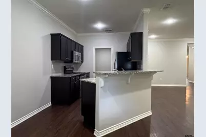 2525 Roy Rd #301, Tyler, TX 75707 - Photo 12