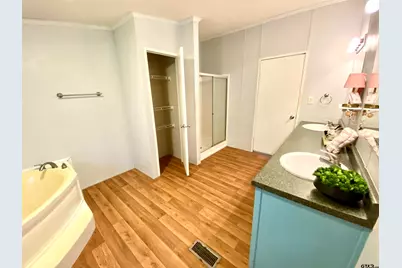 121 Allen St, Arp, TX 75750 - Photo 32