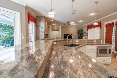 3402 Ridge Bluff, Tyler, TX 75707 - Photo 18