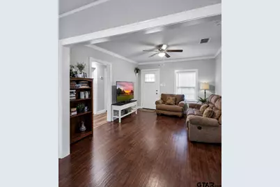 402 E Barrett, Tyler, TX 75702 - Photo 4