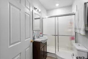 402 E Barrett, Tyler, TX 75702 - Photo 16