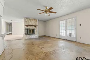 2975 Lynn Dr, Longview, TX 75604 - Photo 8