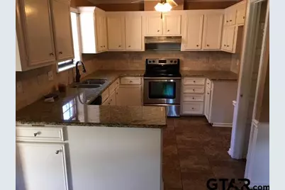 801 Corey, Whitehouse, TX 75791 - Photo 2
