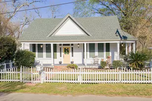 408 Houston St, Jefferson, TX 75657 - Photo 46