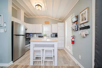 408 Houston St, Jefferson, TX 75657 - Photo 26