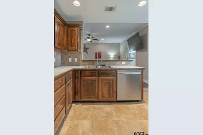 948 Redbud Ln, Bullard, TX 75757 - Photo 12