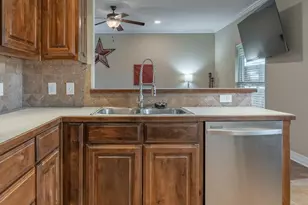 948 Redbud Ln, Bullard, TX 75757 - Photo 12