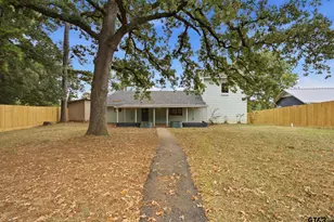 2210 An County Rd 385, Palestine, TX 75801 - Photo 2