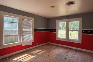 2712 W Upshur, Gladewater, TX 75647 - Photo 2