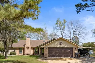 109 Old Barn Cir, Holly Lake Ranch, TX 75765 - Photo 2
