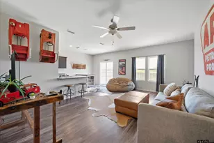973 Martin St, Chandler, TX 75758 - Photo 1
