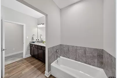 6030 Hamilton Meadows Way, Tyler, TX 75703 - Photo 14