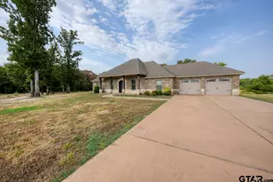 601 Corrigan Trails Blvd, Lindale, TX 75771 - Photo 2