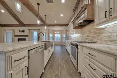 601 Corrigan Trails Blvd, Lindale, TX 75771 - Photo 8