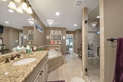 3806 Pollard Dr, Tyler, TX 75701 - Photo 14