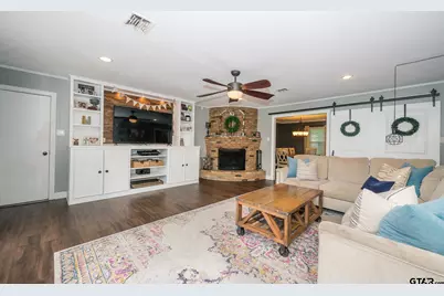 1018 Pollard Drive, Tyler, TX 75701 - Photo 10