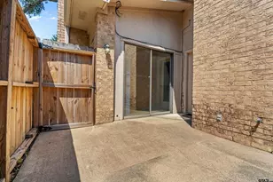 2404 Villa Court, Tyler, TX 75703 - Photo 12