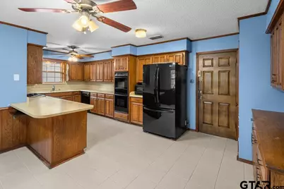 7002 Southplace Drive, Tyler, TX 75703 - Photo 10