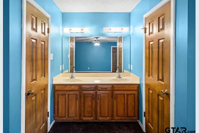 7002 Southplace Drive, Tyler, TX 75703 - Photo 16