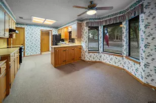 15236 Hillview Rd, Tyler, TX 75703 - Photo 12