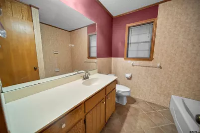 15236 Hillview Rd, Tyler, TX 75703 - Photo 24