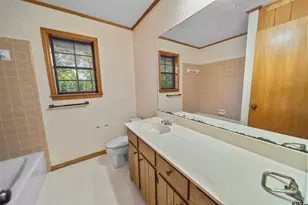 15236 Hillview Rd, Tyler, TX 75703 - Photo 18