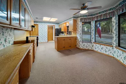 15236 Hillview Rd, Tyler, TX 75703 - Photo 14