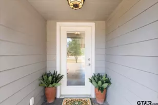 306 Lone Star Ln, Hideaway, TX 75771 - Photo 4