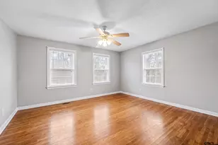 1318 Oakdale, Palestine, TX 75801 - Photo 14