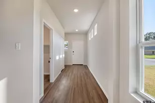 615 Park Central, Chandler, TX 75758 - Photo 2