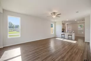 615 Park Central, Chandler, TX 75758 - Photo 4