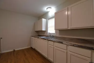 1306 S Glenwood Blvd., Tyler, TX 75701 - Photo 8